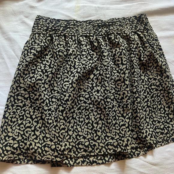 🖤Ann Taylor Loft Animal Print Skirt 🖤 - Picture 4 of 4
